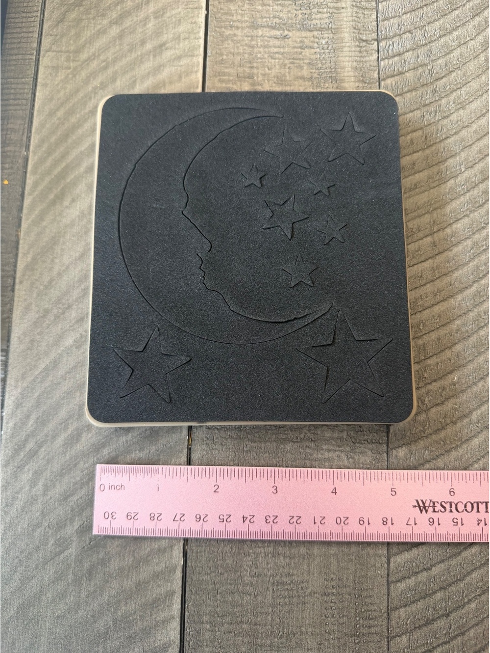 Tim Holtz Alterations Crescent Moon & Stars die cut - Picture 4 of 5